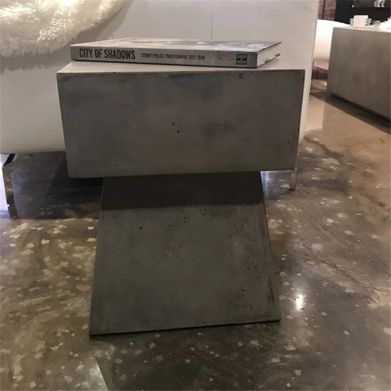 Tavolino da tavolo quadrato in cemento dal design in evidenza (5)