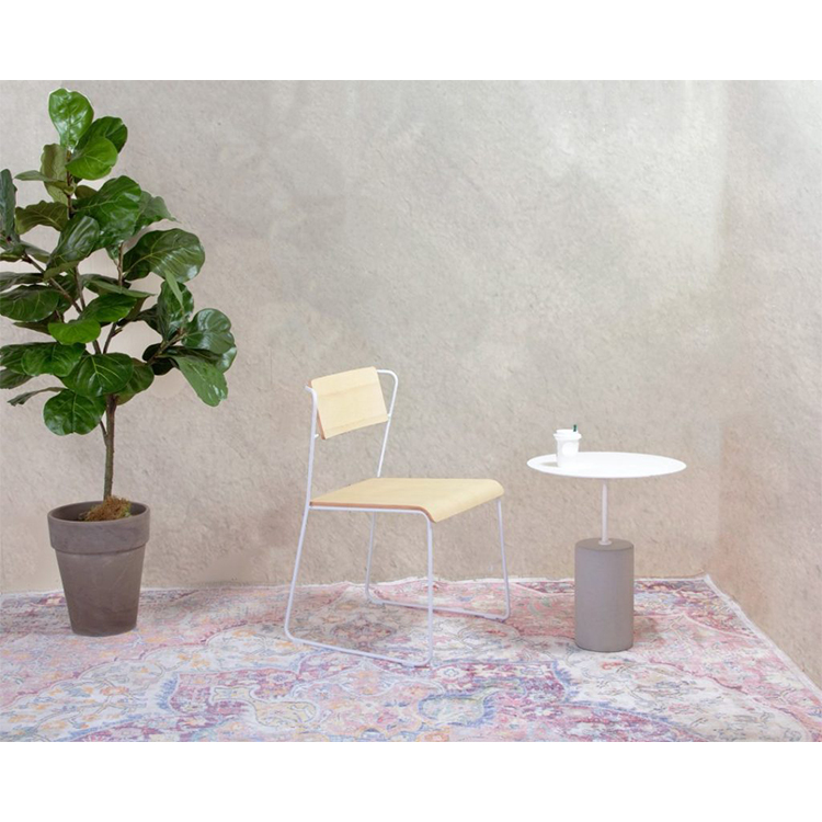 mažas betoninis kavos staliukas (1)